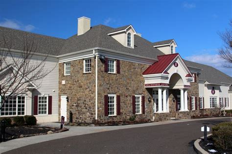 THE 10 CLOSEST Hotels to Radiance Spa, Jamison .